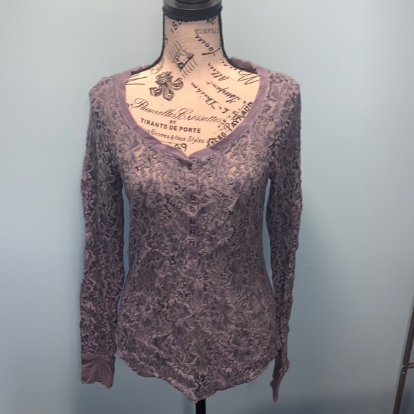 Laced long sleeve - Picture 1 of 2